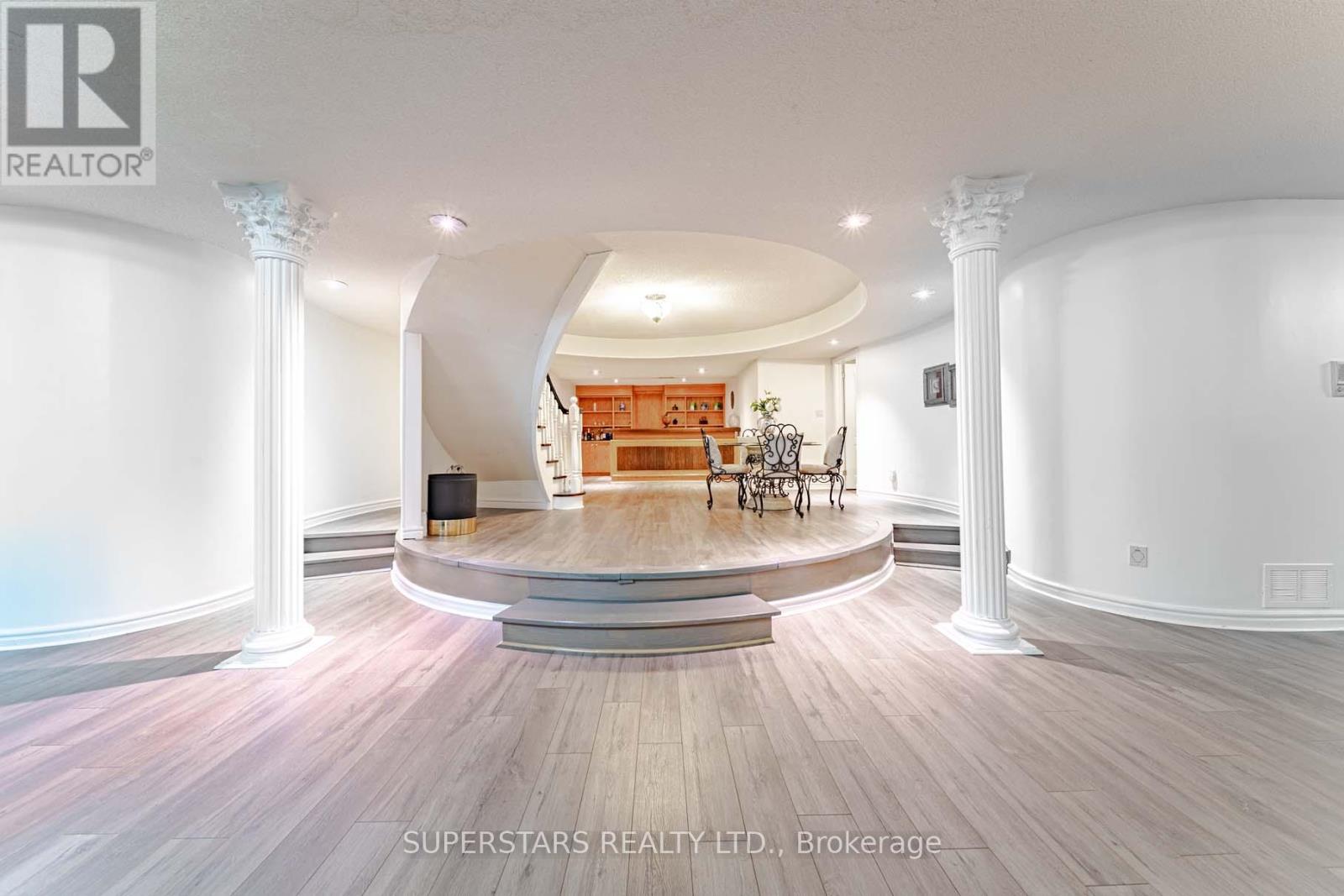 42 Grangemill Crescent, Toronto, Ontario  M3B 2J2 - Photo 35 - C12488426