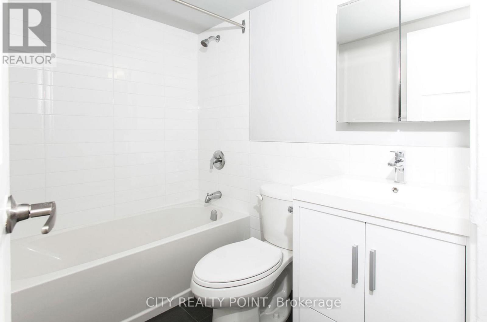 402 - 485 Huron Street, Toronto, Ontario  M5R 2R5 - Photo 6 - C12488502
