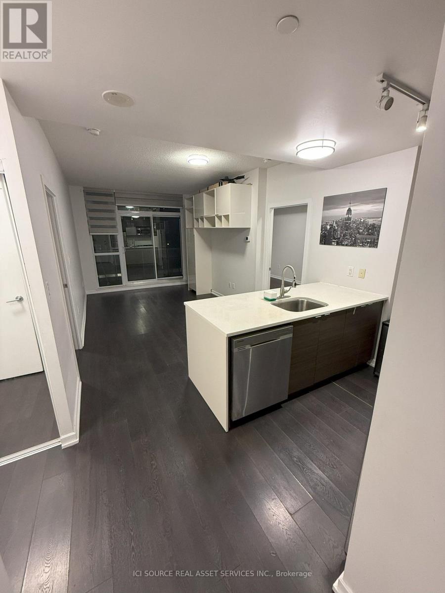 210 - 62 FOREST MANOR ROAD, Toronto, Ontario