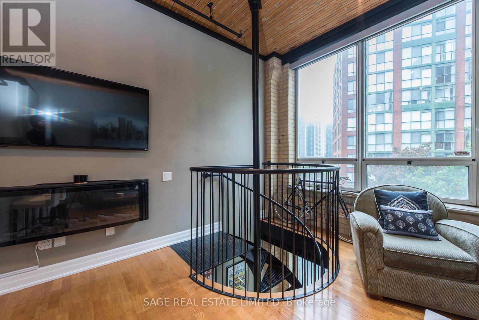 504 - 781 King Street W, Toronto, Ontario  M5V 1N4 - Photo 12 - C12488560