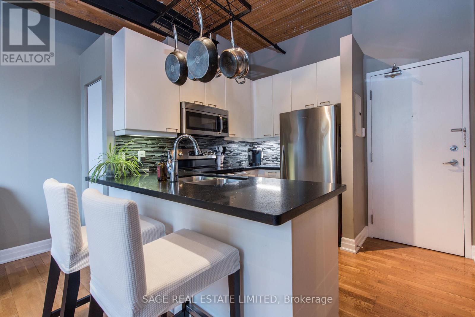 504 - 781 King Street W, Toronto, Ontario  M5V 1N4 - Photo 5 - C12488560