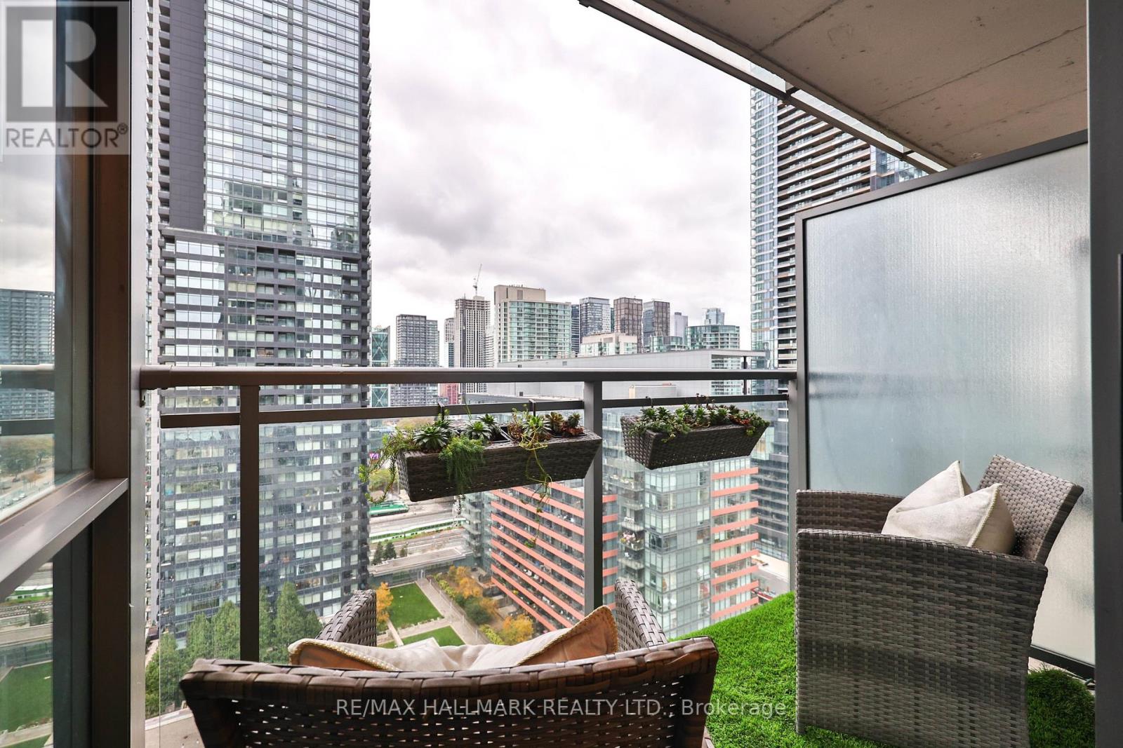 2503 - 15 Fort York Boulevard, Toronto (Waterfront Communities), Ontario  M5V 3Y4 - Photo 24 - C12488618