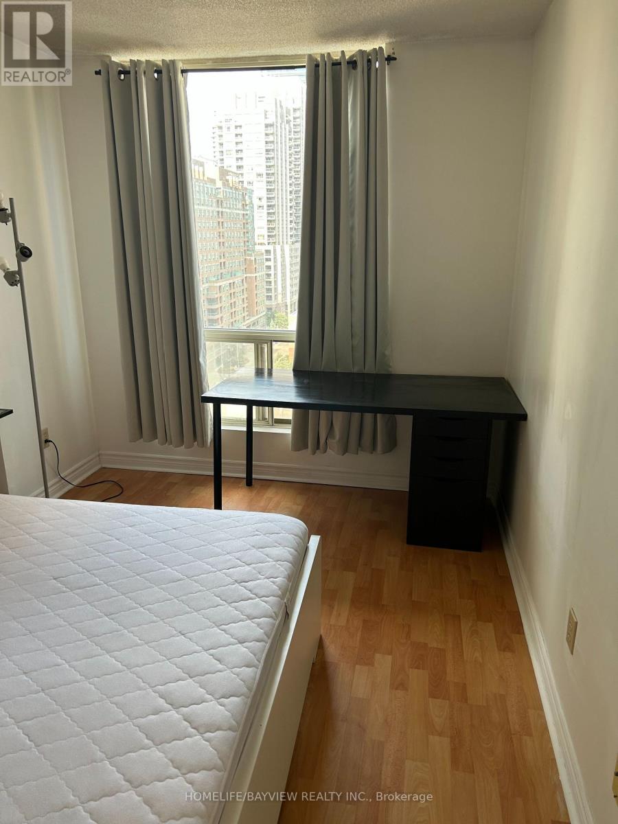 1210 - 25 Grenville Street, Toronto, Ontario  M4Y 2X5 - Photo 8 - C12488814