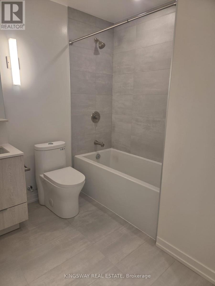 1208 - 110 Broadway Avenue, Toronto, Ontario  M4P 1V7 - Photo 11 - C12488908