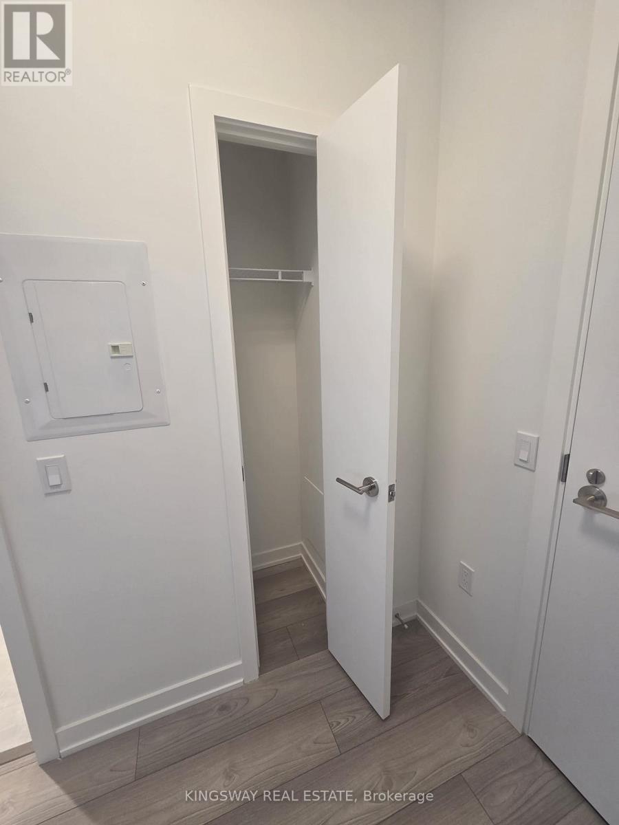 1208 - 110 Broadway Avenue, Toronto, Ontario  M4P 1V7 - Photo 13 - C12488908