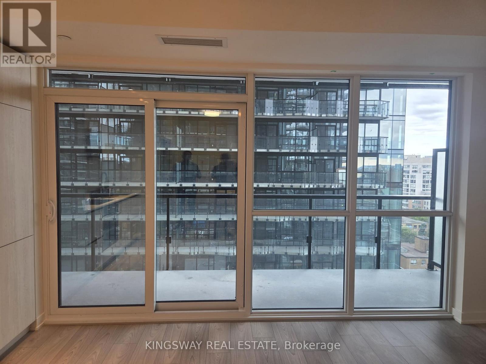 1208 - 110 Broadway Avenue, Toronto, Ontario  M4P 1V7 - Photo 5 - C12488908