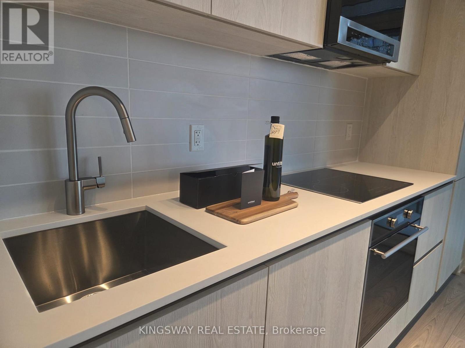 1208 - 110 Broadway Avenue, Toronto, Ontario  M4P 1V7 - Photo 7 - C12488908