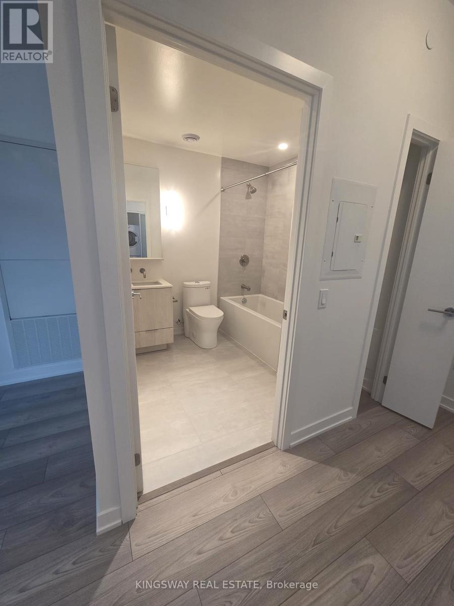 1208 - 110 Broadway Avenue, Toronto, Ontario  M4P 1V7 - Photo 9 - C12488908