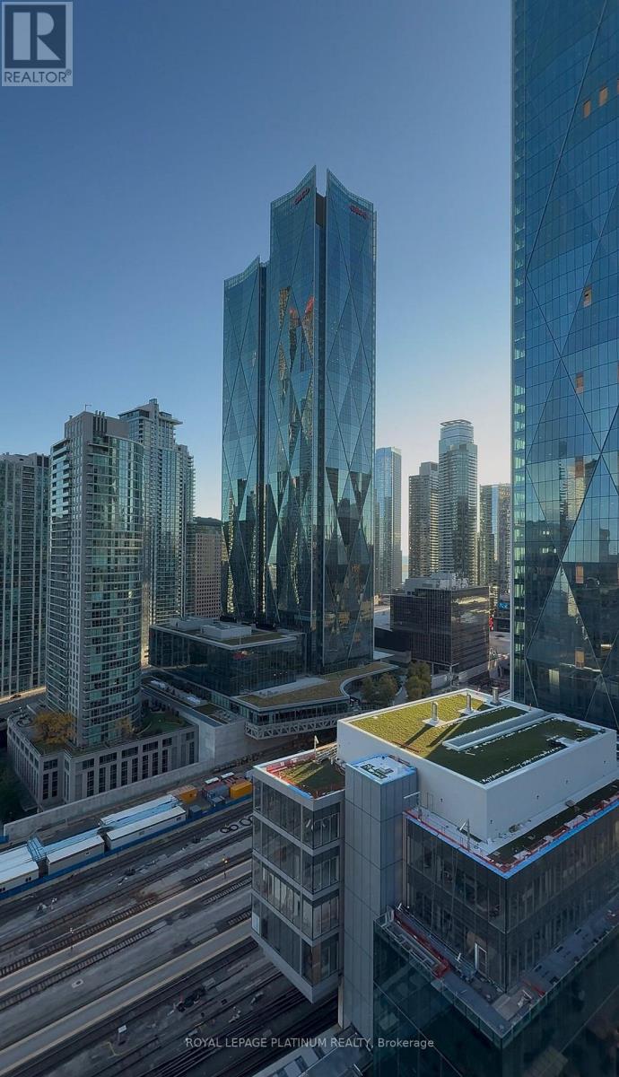 2402 - 8 THE ESPLANADE, Toronto, Ontario
