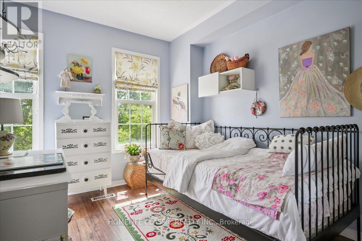 153 Glenashton Drive, Oakville, Ontario  L6H 6N2 - Photo 26 - W12348446