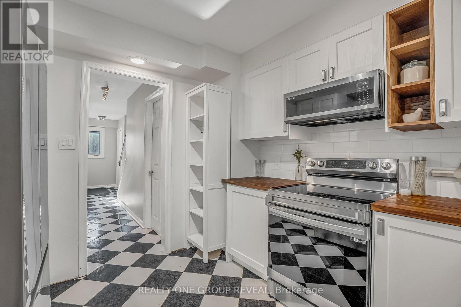 1343 Fenelon Crescent, Oshawa, Ontario  L1J 6G2 - Photo 17 - E12487812