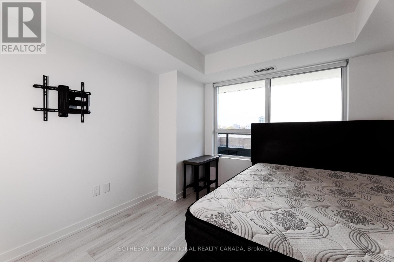 303 - 1435 Celebration Drive, Pickering, Ontario  L1W 0C4 - Photo 8 - E12487818