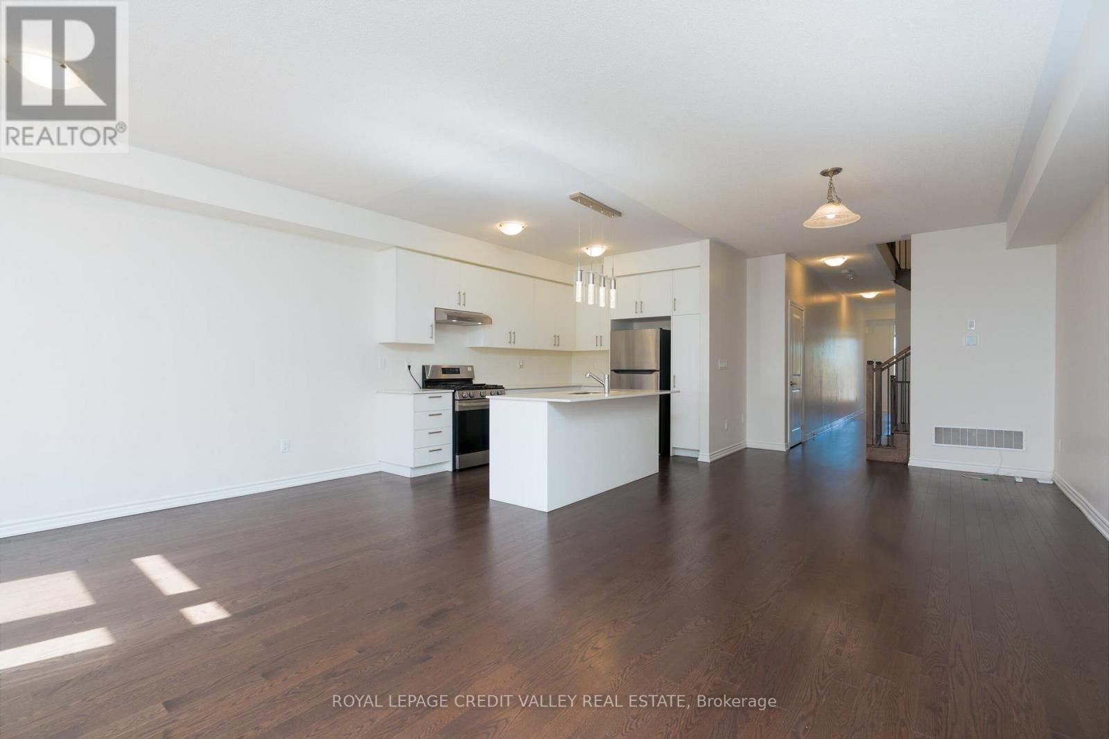 63 Laing Drive, Whitby, Ontario  L1P 0N6 - Photo 13 - E12487820