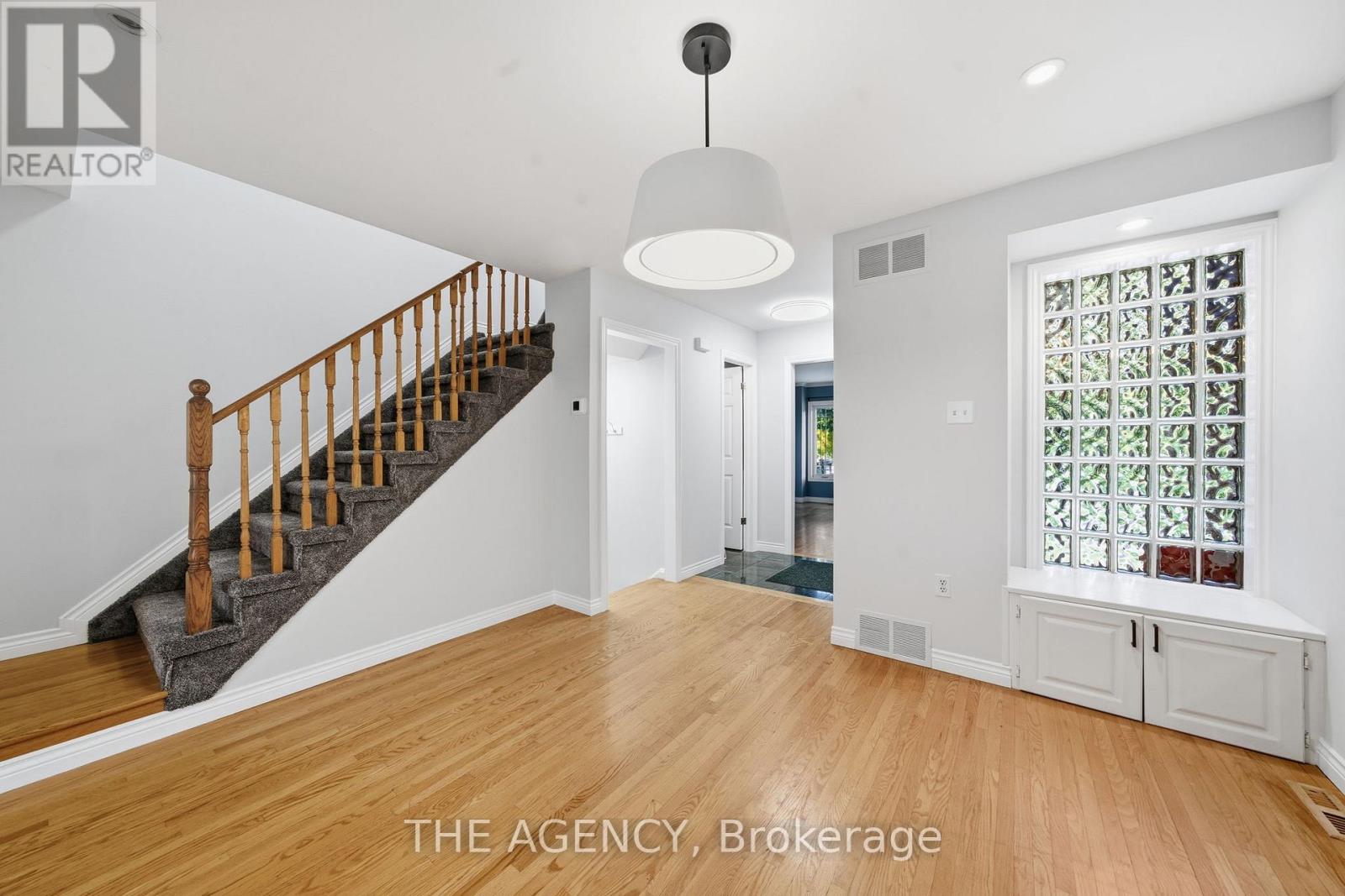 8a Maryland Boulevard, Toronto, Ontario  M4C 5C9 - Photo 18 - E12487856