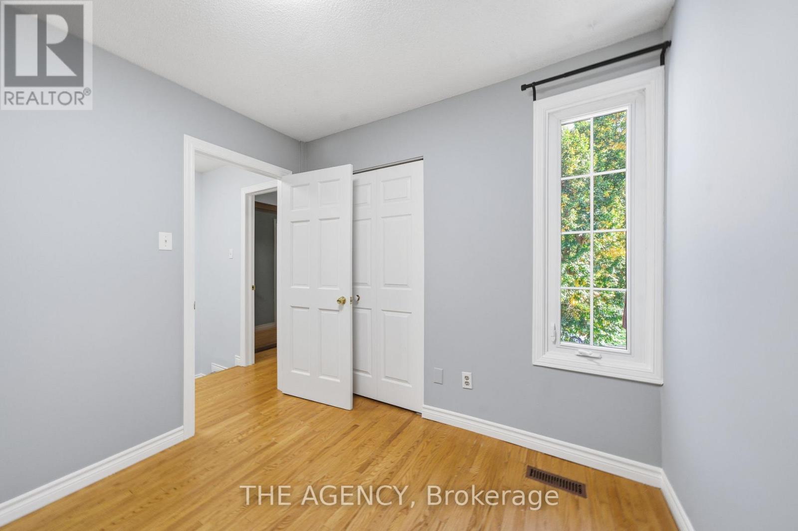 8a Maryland Boulevard, Toronto, Ontario  M4C 5C9 - Photo 23 - E12487856