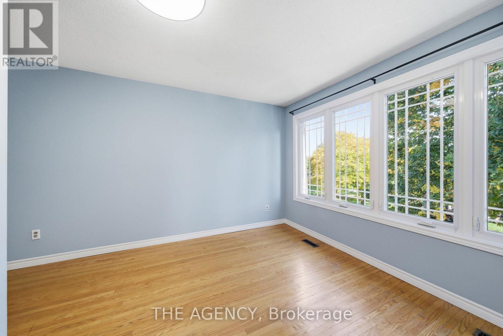 8a Maryland Boulevard, Toronto, Ontario  M4C 5C9 - Photo 28 - E12487856