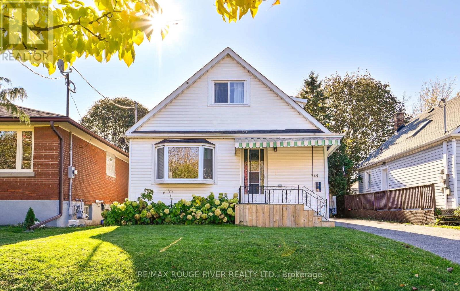 249 Sinclair Avenue, Oshawa, Ontario  L1J 1W2 - Photo 5 - E12487868