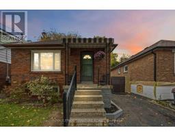 101 SHARPE STREET, Toronto, Ontario