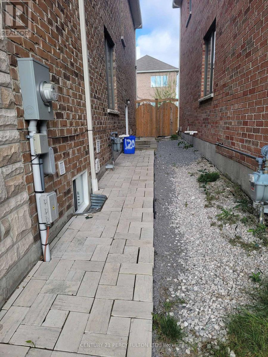 Bsmt - 120 Westfield Drive, Whitby, Ontario  L1P 0G1 - Photo 3 - E12487978