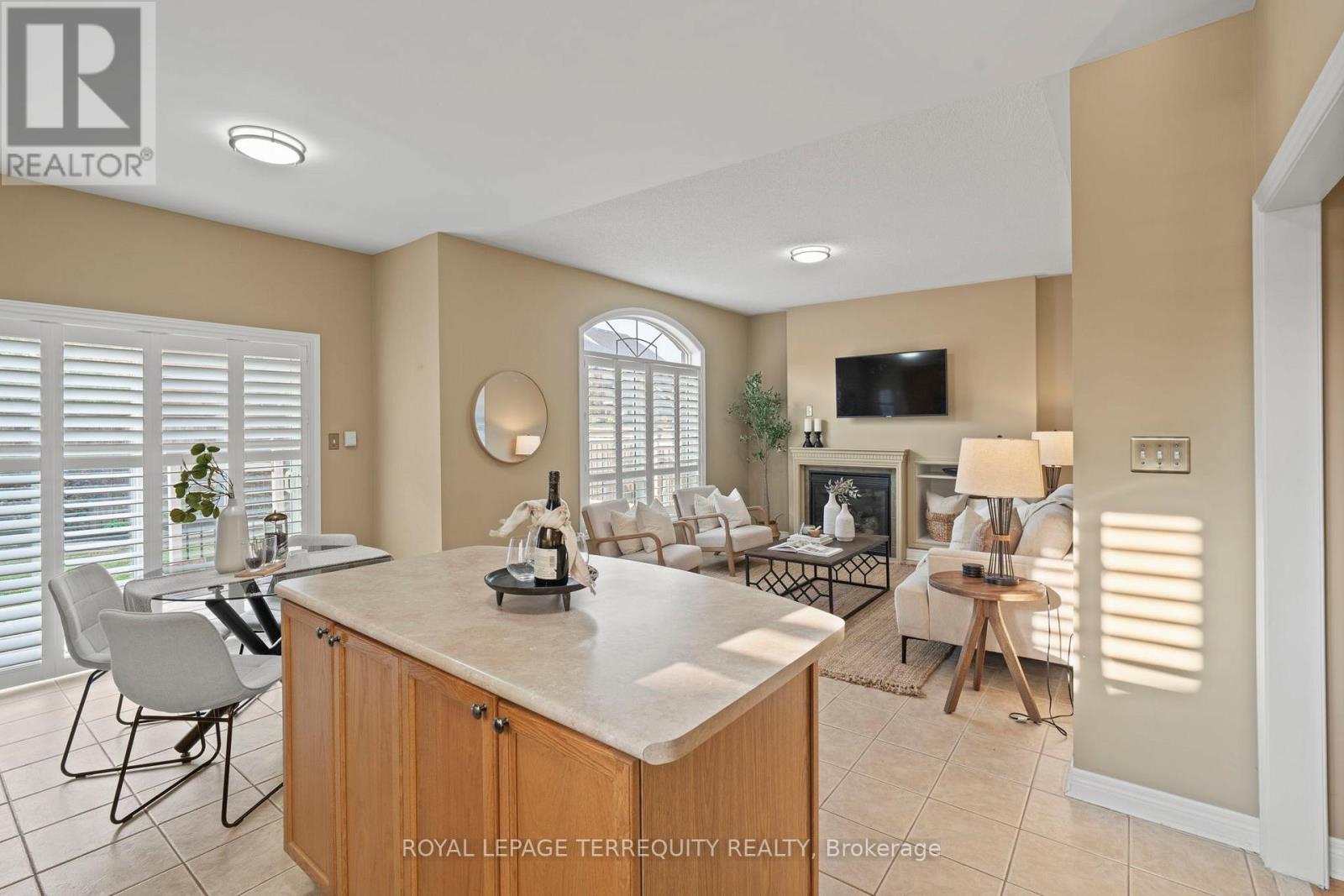 12 Kenilworth Crescent, Whitby, Ontario  L1M 2M7 - Photo 12 - E12488044