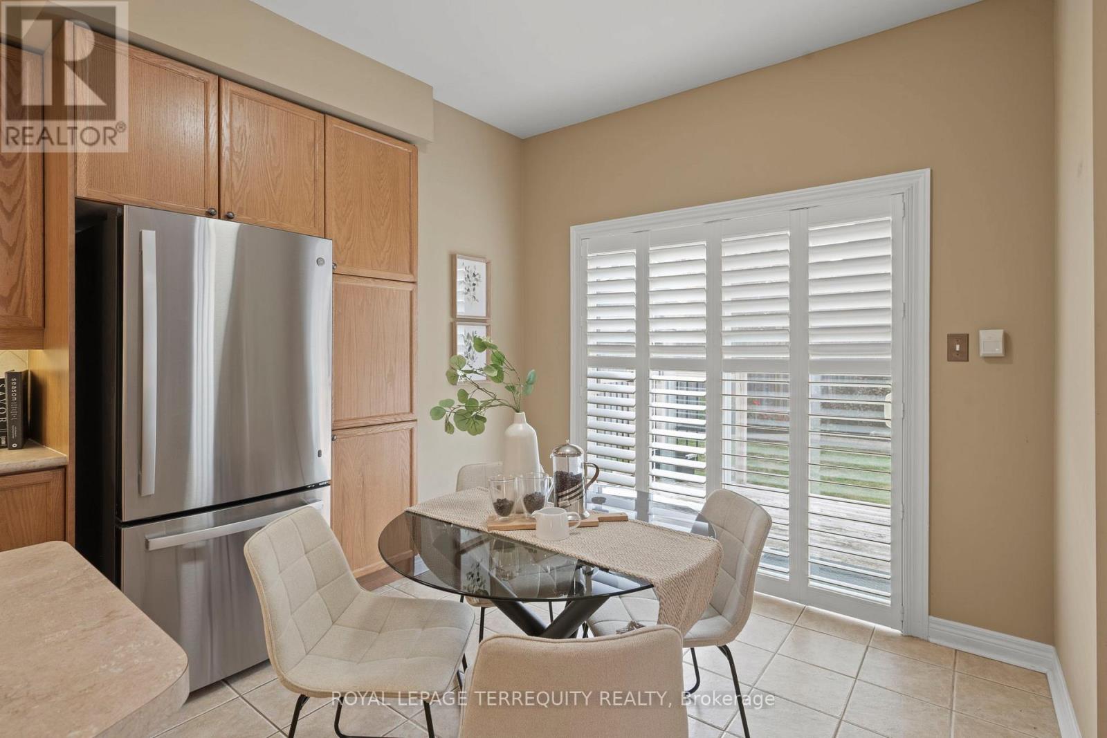 12 Kenilworth Crescent, Whitby, Ontario  L1M 2M7 - Photo 13 - E12488044