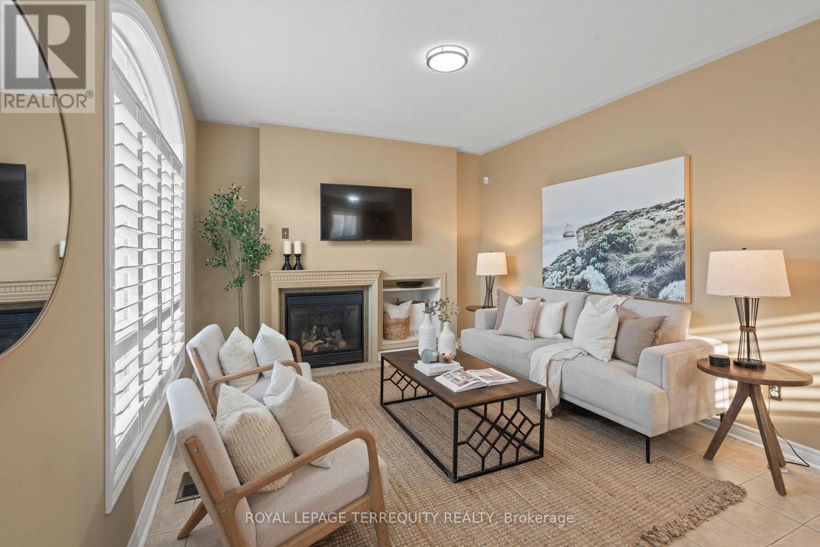 12 Kenilworth Crescent, Whitby, Ontario  L1M 2M7 - Photo 17 - E12488044