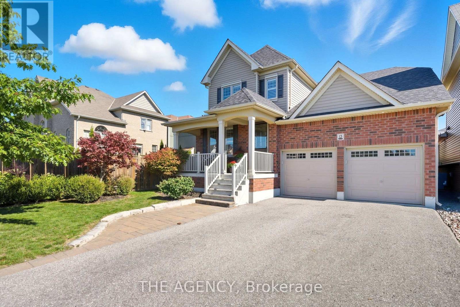 15 Carl Raby Street, Clarington, Ontario  L1C 3K7 - Photo 2 - E12488046