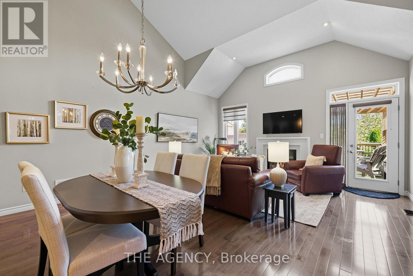 15 Carl Raby Street, Clarington, Ontario  L1C 3K7 - Photo 7 - E12488046