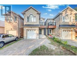 71 LILLINGTON AVENUE, Toronto, Ontario