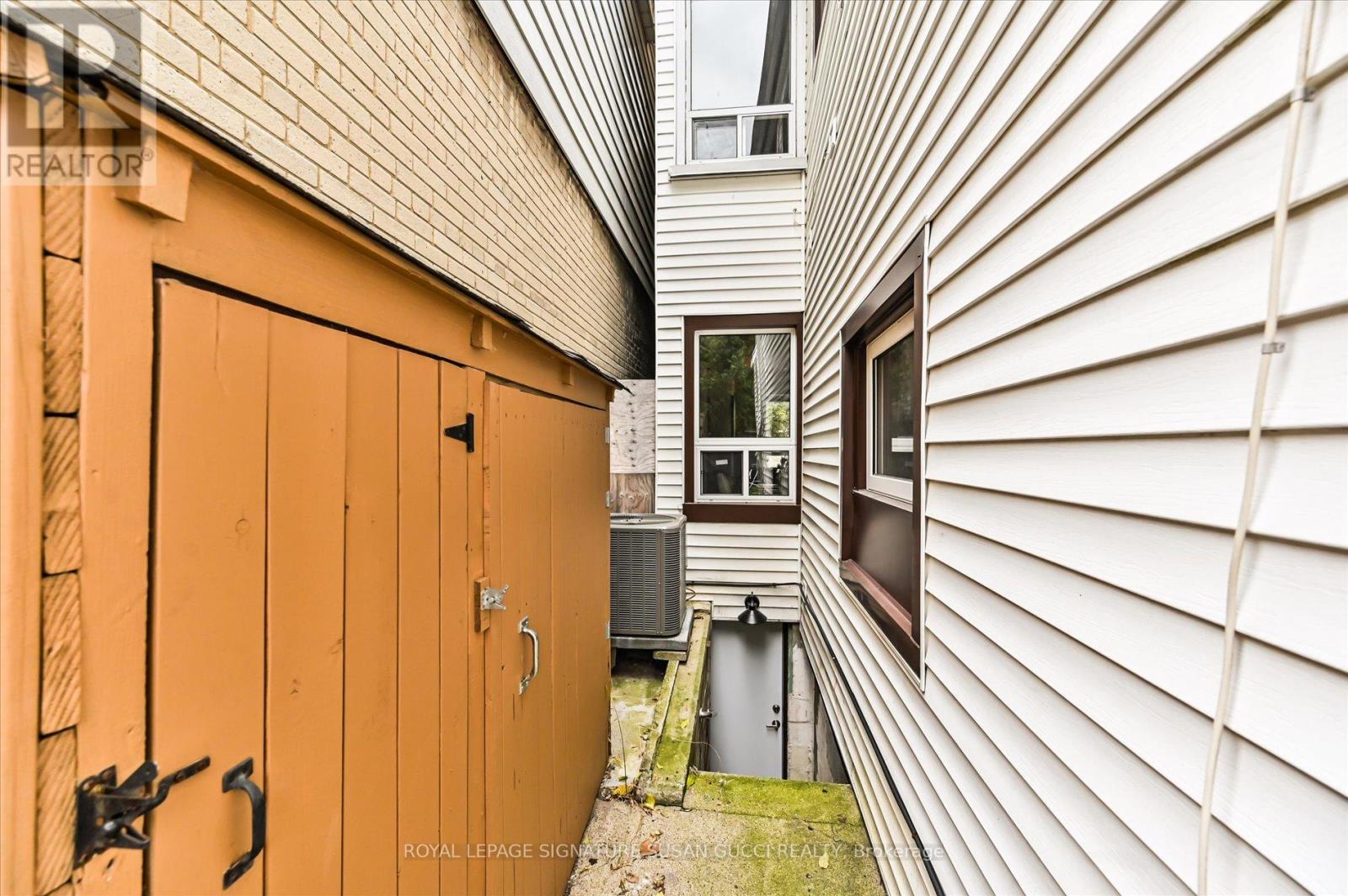 21 Frankdale Avenue, Toronto, Ontario  M4J 3Z8 - Photo 37 - E12488078