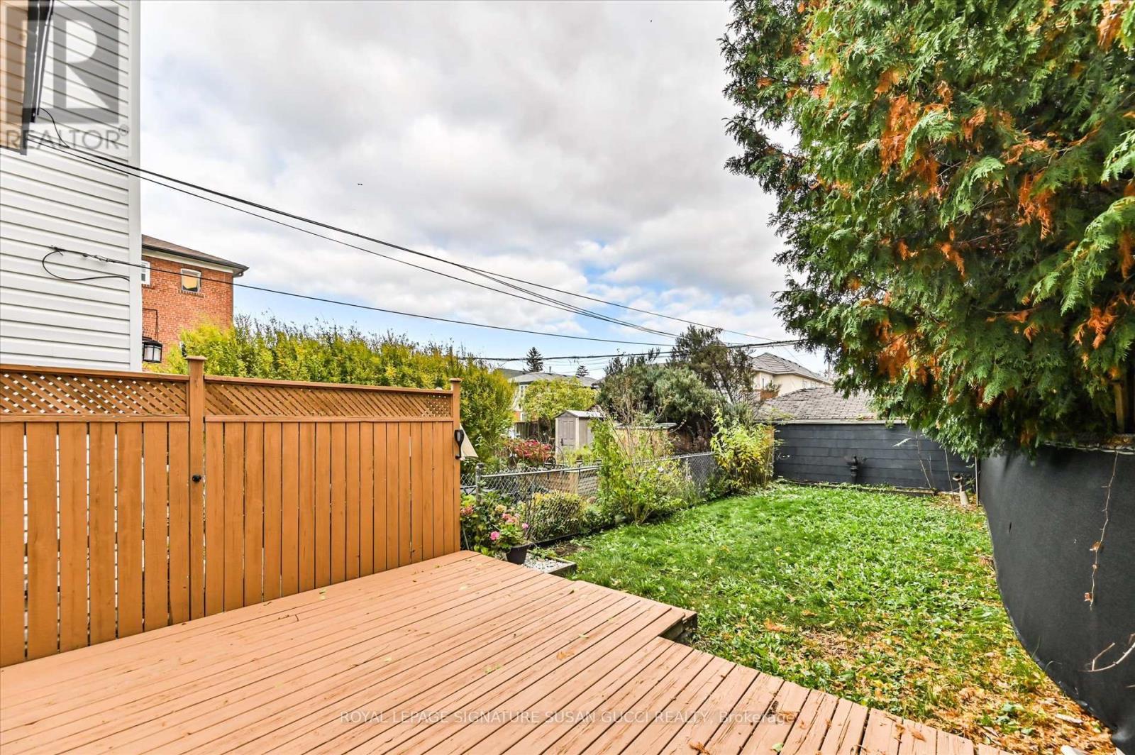 21 Frankdale Avenue, Toronto, Ontario  M4J 3Z8 - Photo 38 - E12488078