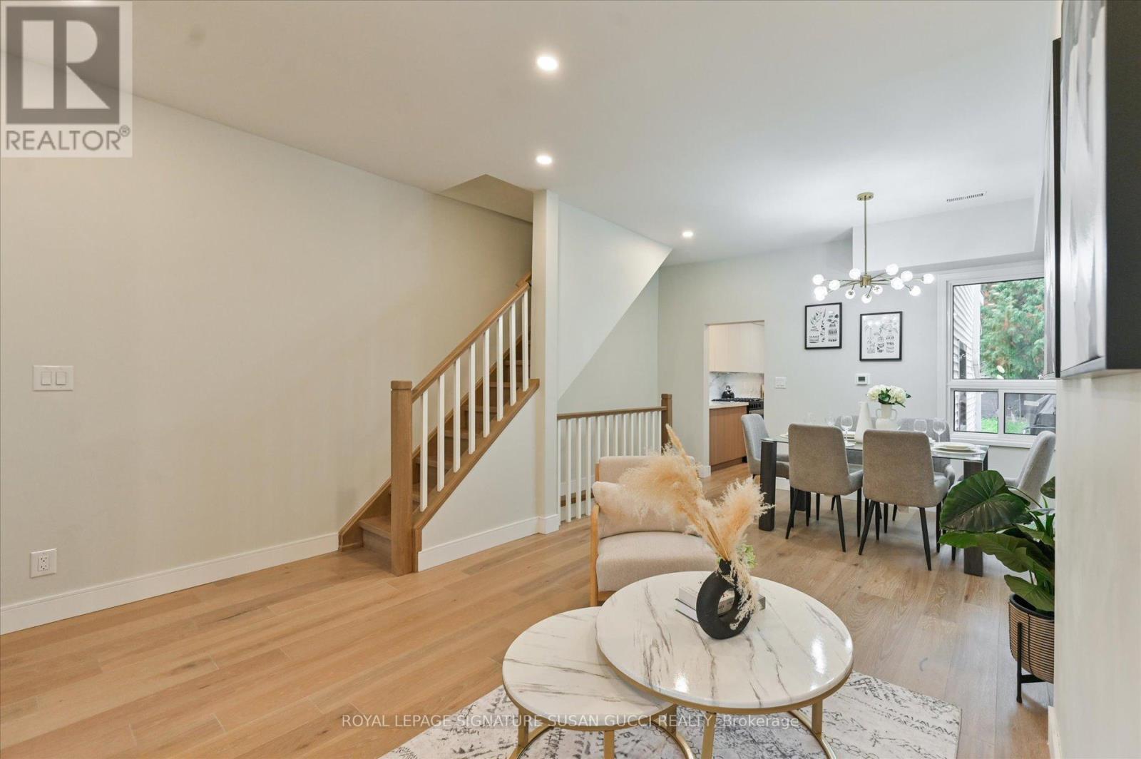 21 Frankdale Avenue, Toronto, Ontario  M4J 3Z8 - Photo 5 - E12488078