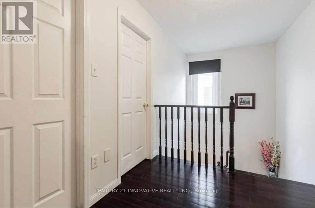 1640 Sarasota Crescent Crescent, Oshawa, Ontario  L1G 8E9 - Photo 5 - E12488484