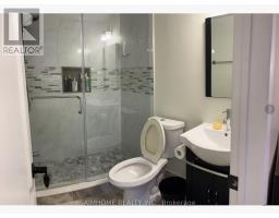 ROOM2 - 24 CARLINGWOOD COURT, Toronto, Ontario