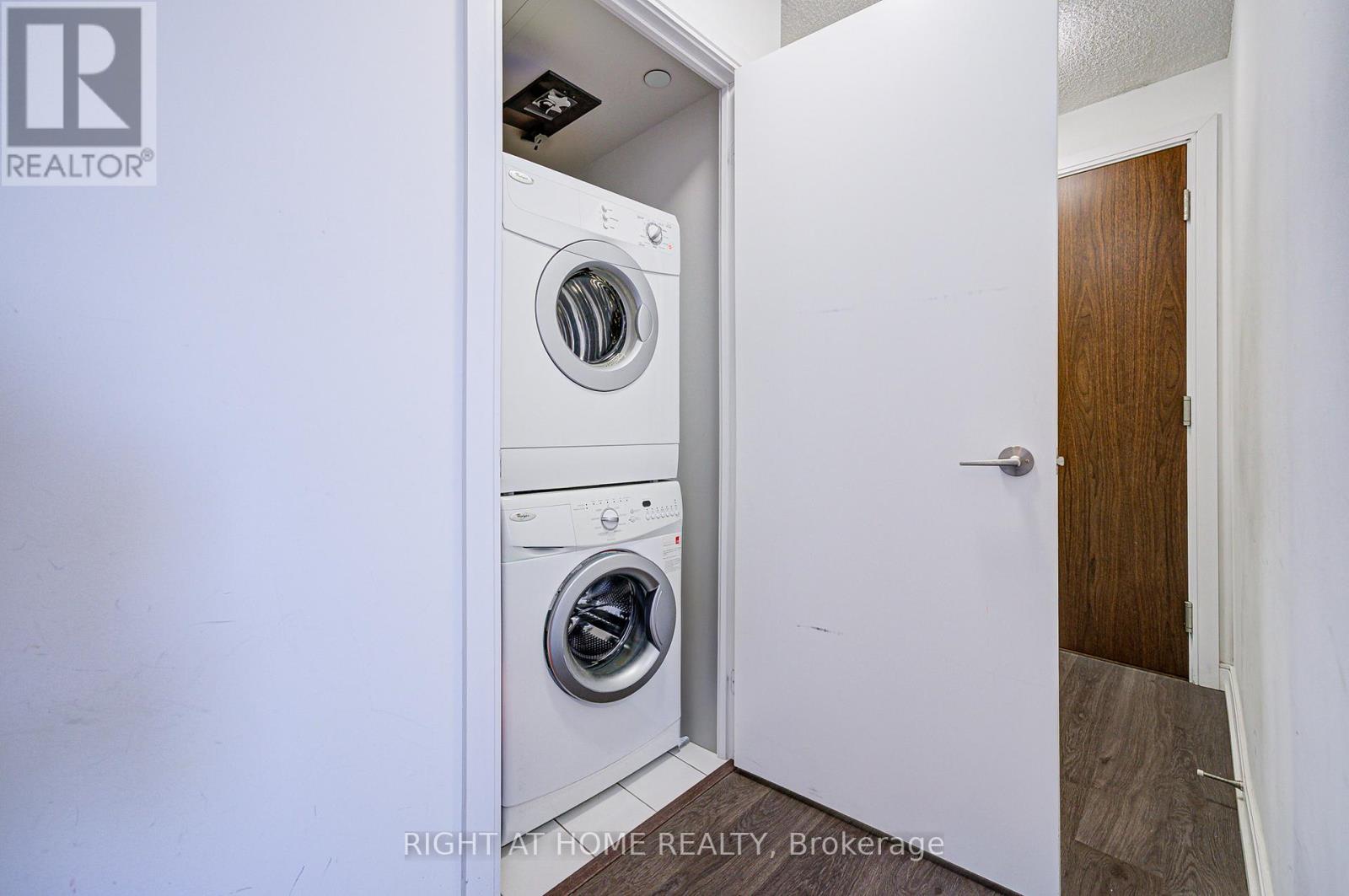 2503 - 255 Village Green Square, Toronto, Ontario  M1S 0L3 - Photo 27 - E12488530