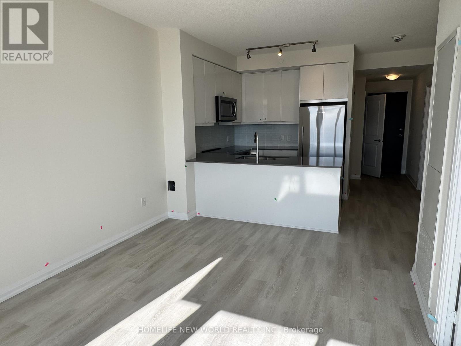 2523 - 3270 Sheppard Avenue E, Toronto, Ontario  M1T 3K3 - Photo 4 - E12488558