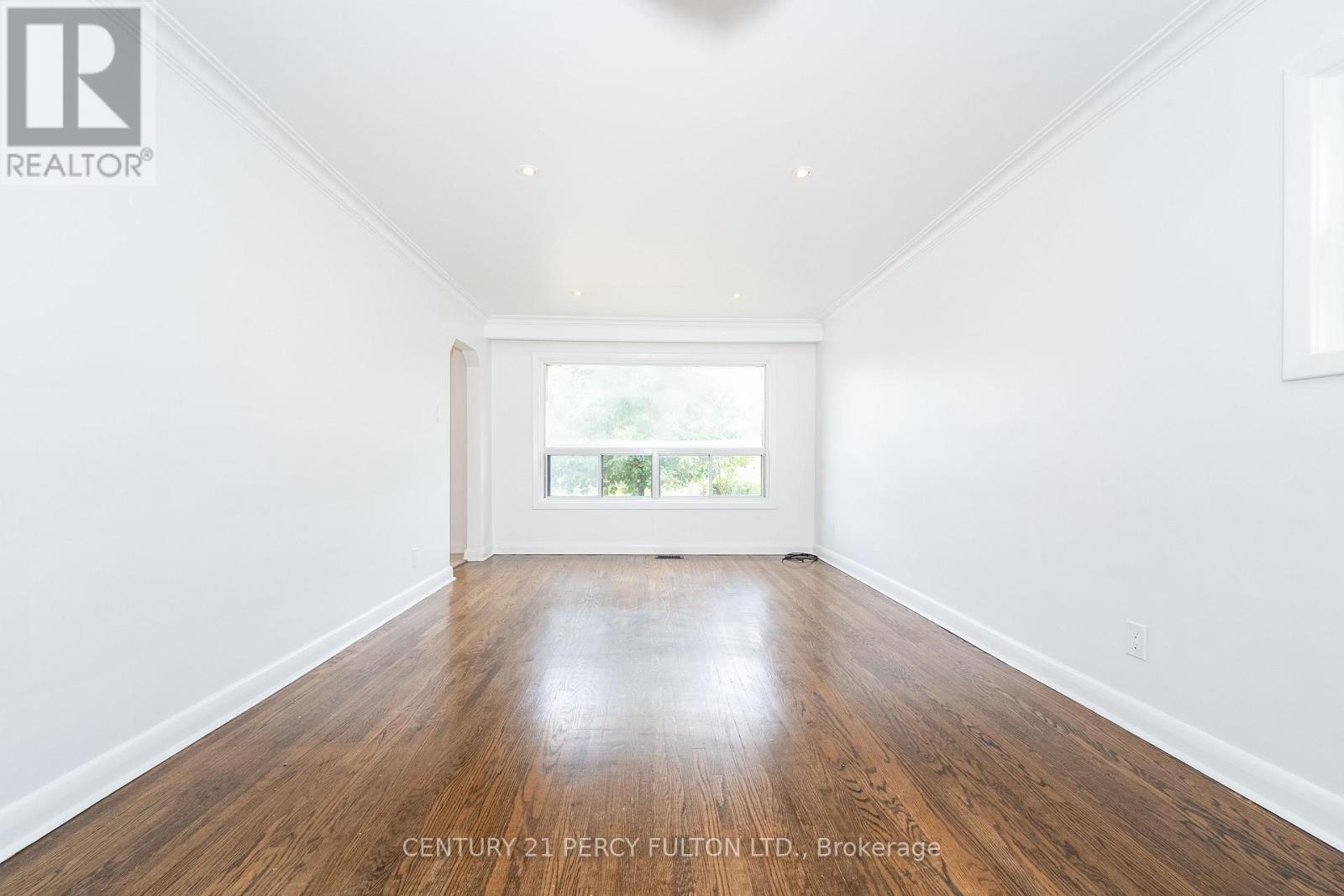 81 Maywood Parkway, Toronto, Ontario  M1K 2H3 - Photo 6 - E12488646