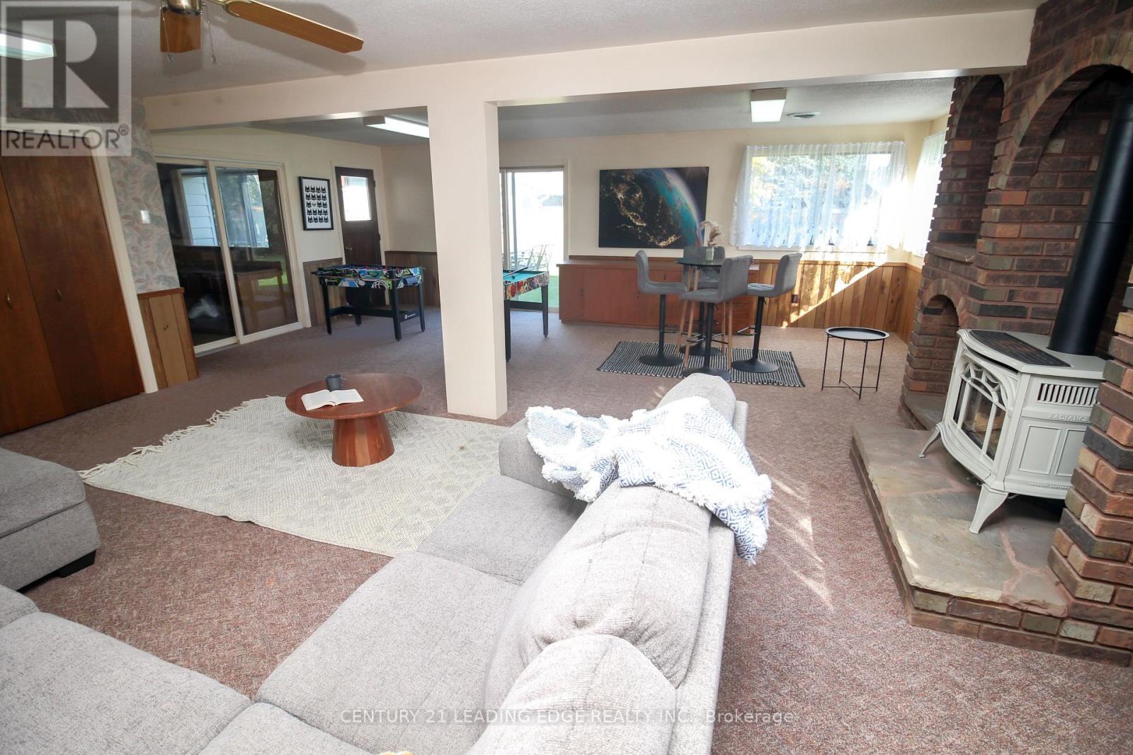 121 Northview Avenue, Whitby, Ontario  L1N 2G8 - Photo 19 - E12488708