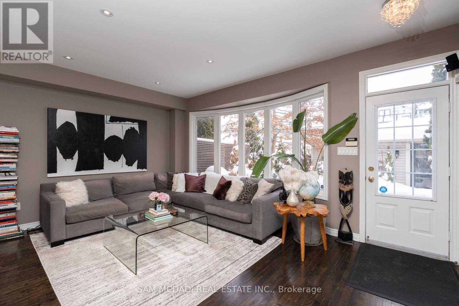 37 Winners Circle, Toronto, Ontario  M4L 3Y7 - Photo 12 - E12488798