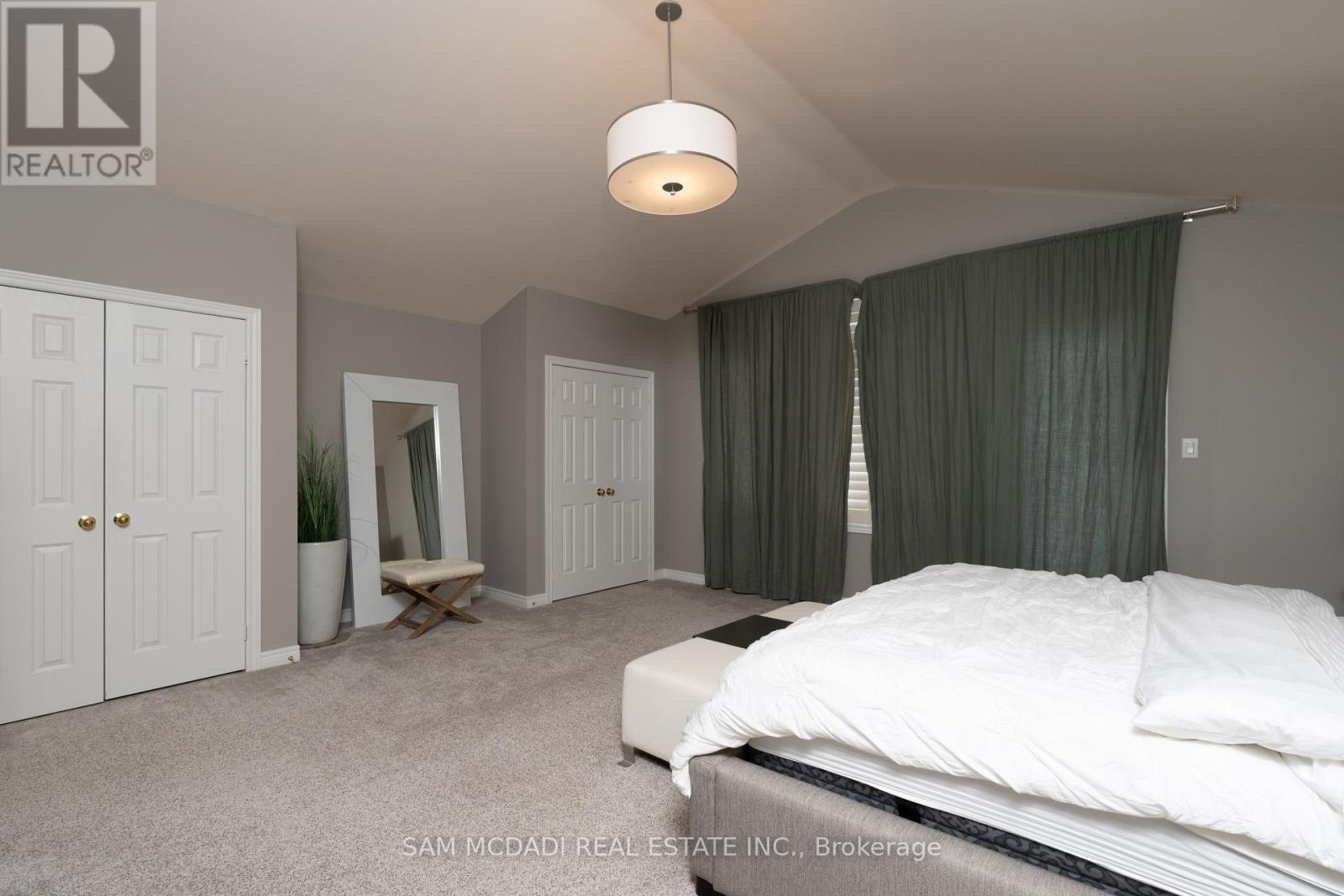 37 Winners Circle, Toronto, Ontario  M4L 3Y7 - Photo 19 - E12488798