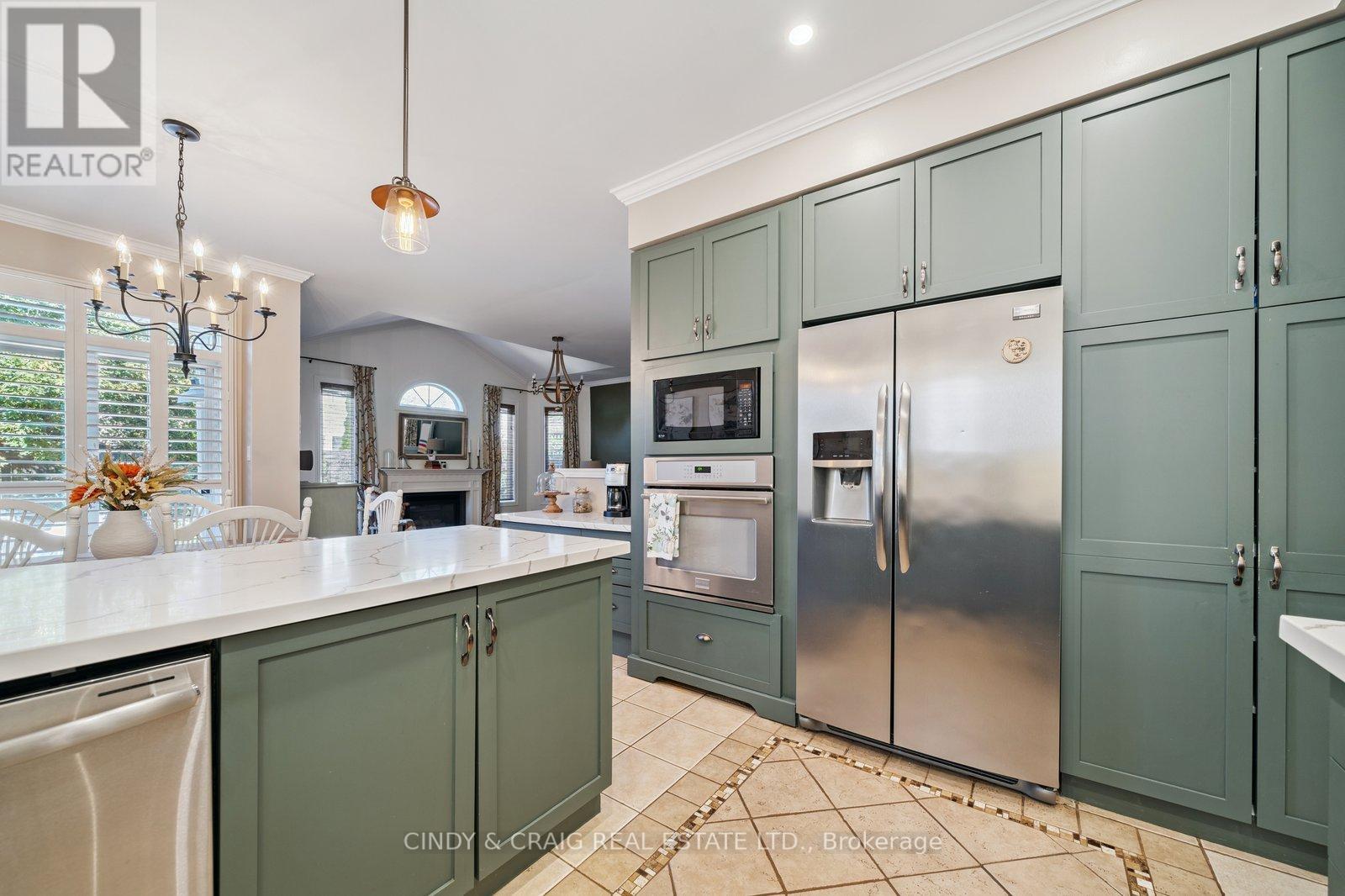 53 Mikayla Crescent, Whitby, Ontario  L1M 2J1 - Photo 9 - E12488824