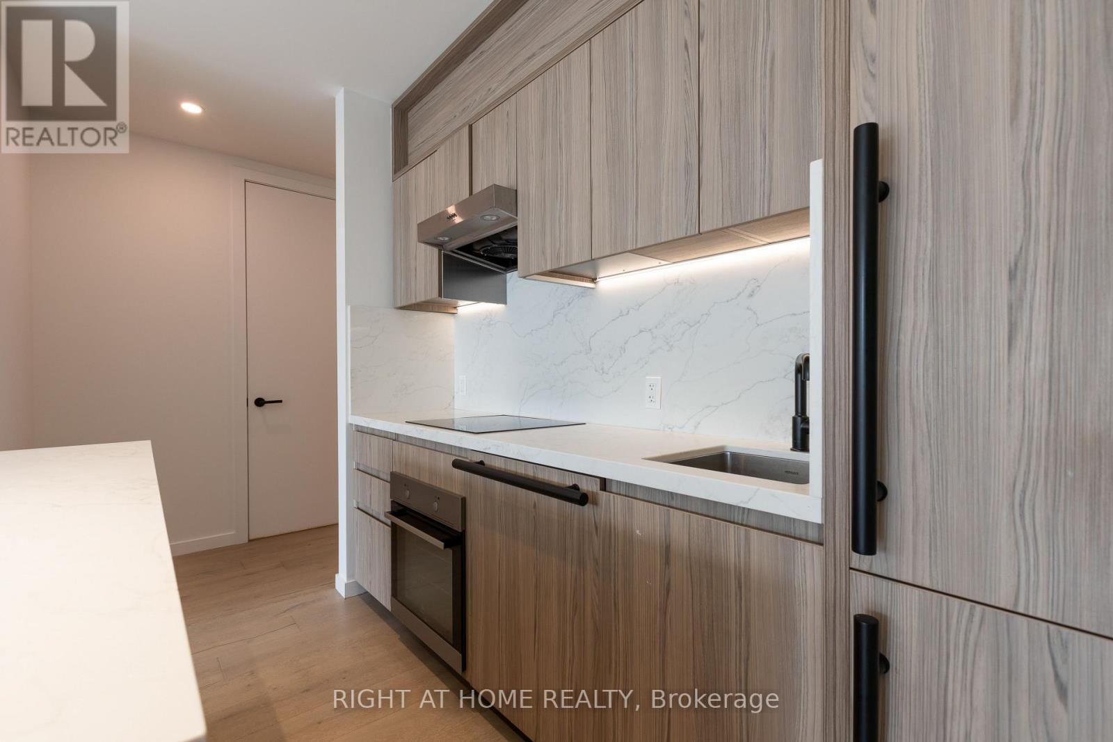 206 - 778 Queen Street E, Toronto, Ontario  M4M 1H4 - Photo 11 - E12488866