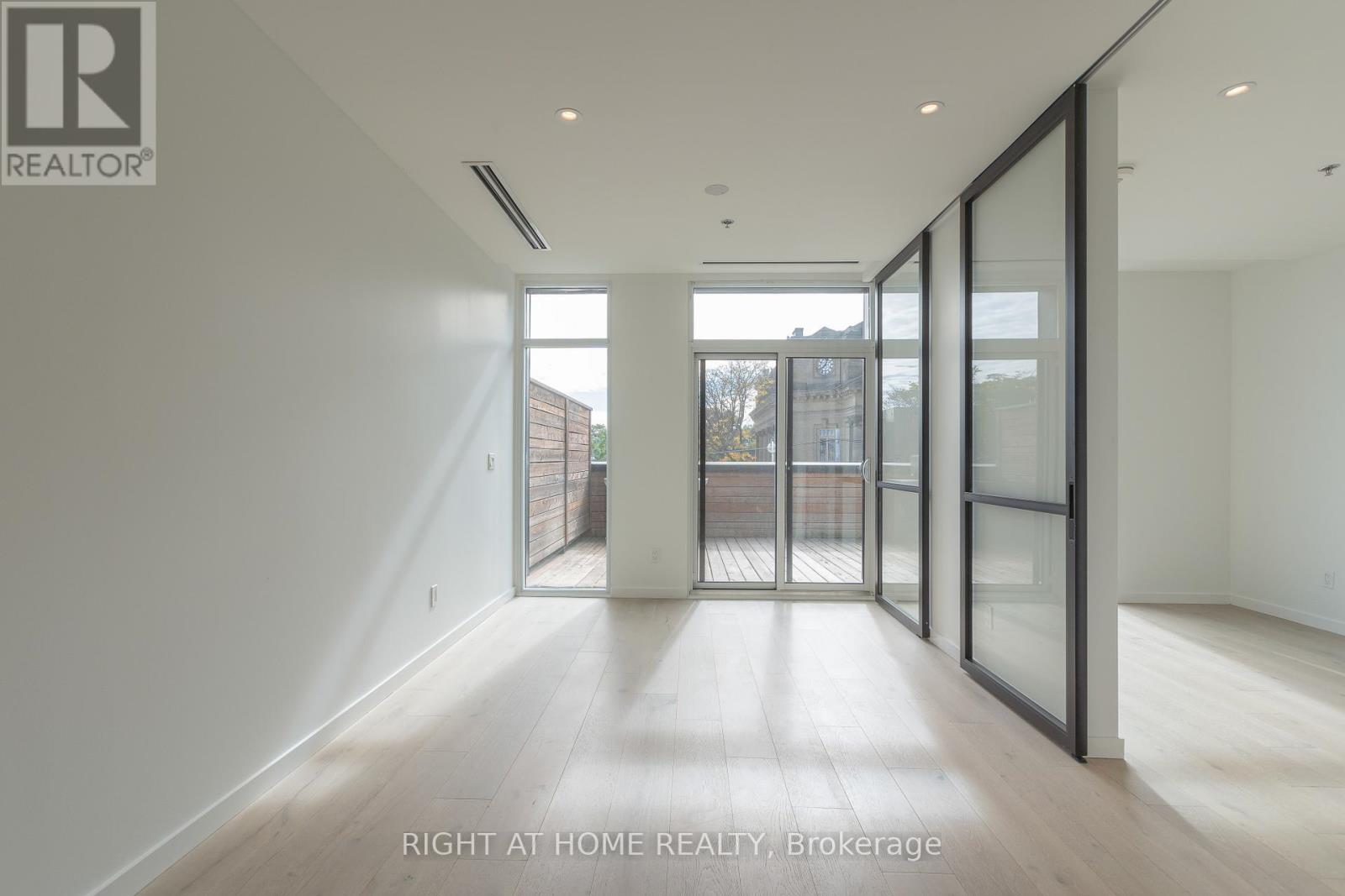 206 - 778 Queen Street E, Toronto, Ontario  M4M 1H4 - Photo 15 - E12488866