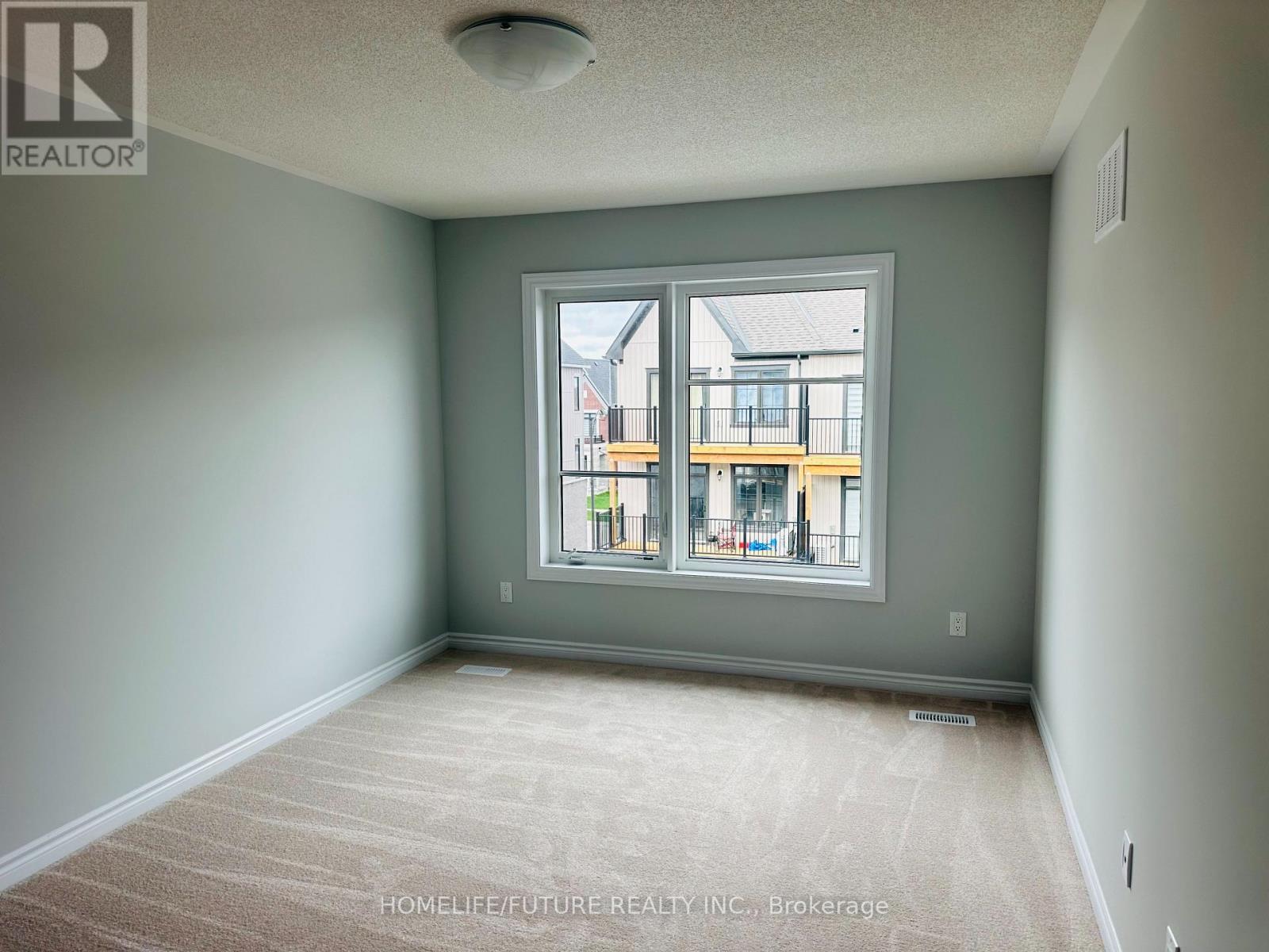 1136 Greentree Path, Oshawa, Ontario  L1H 8L7 - Photo 3 - E12488870