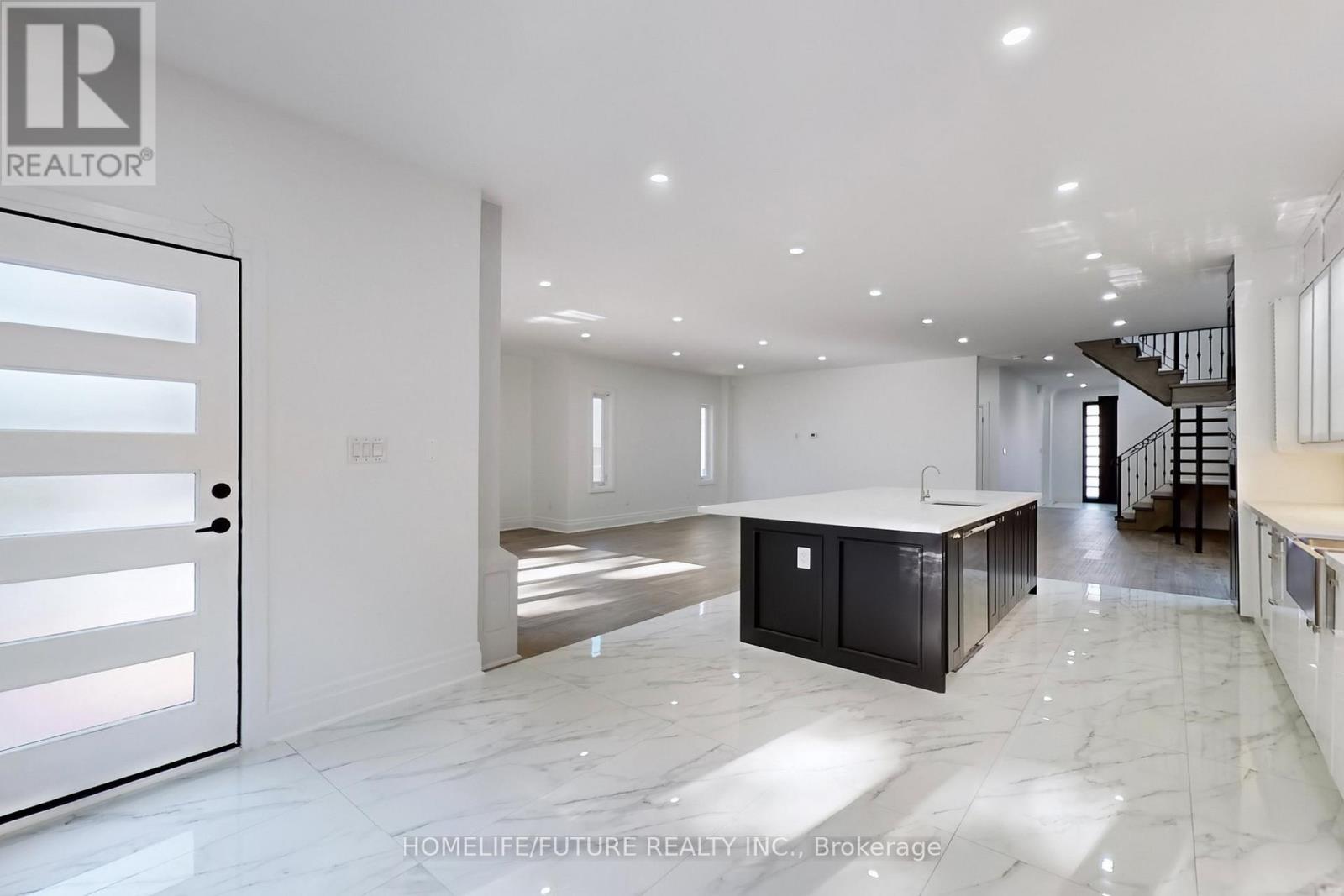 645 Fraser Avenue, Oshawa, Ontario  L1J 6R8 - Photo 13 - E12488904