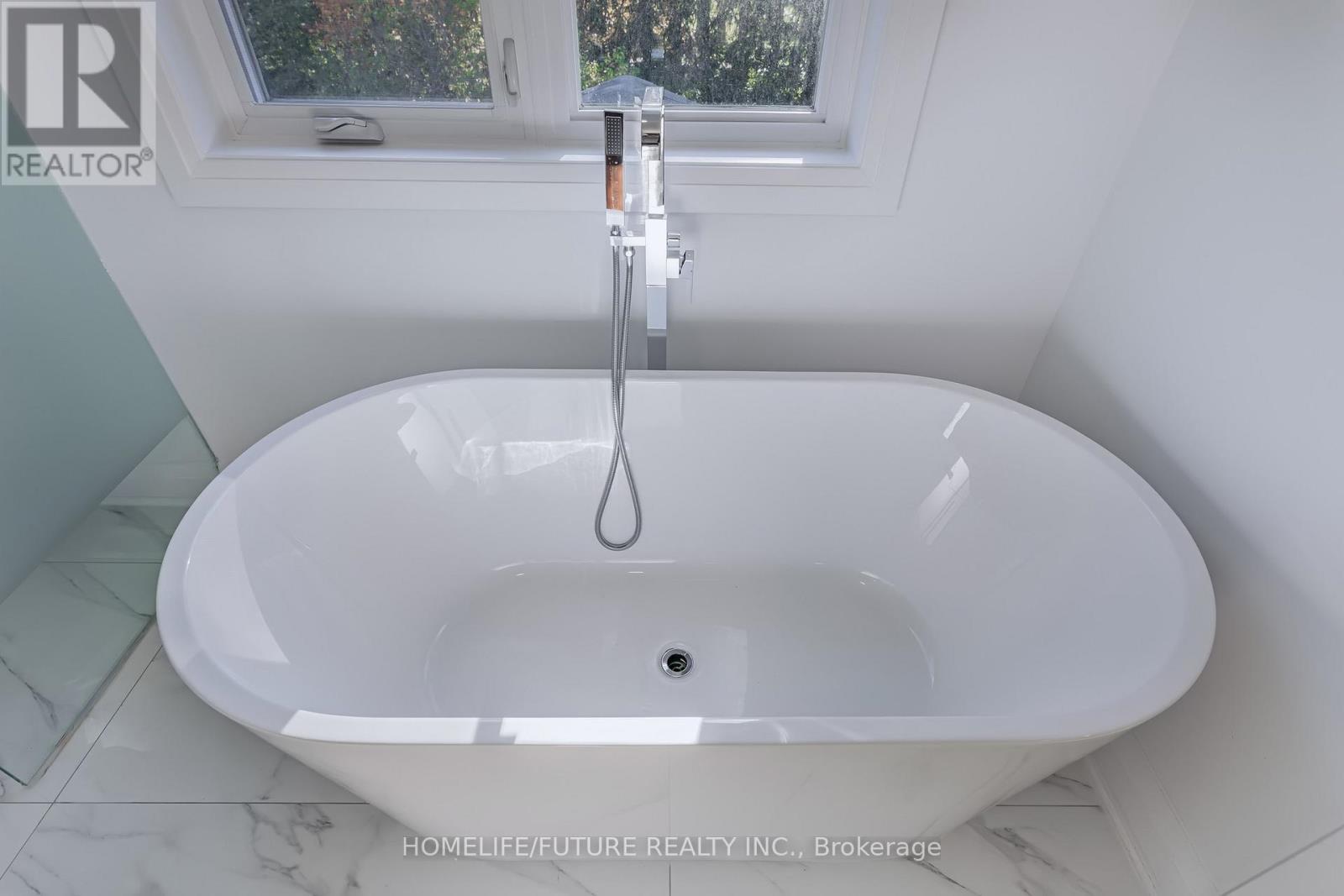 645 Fraser Avenue, Oshawa, Ontario  L1J 6R8 - Photo 23 - E12488904