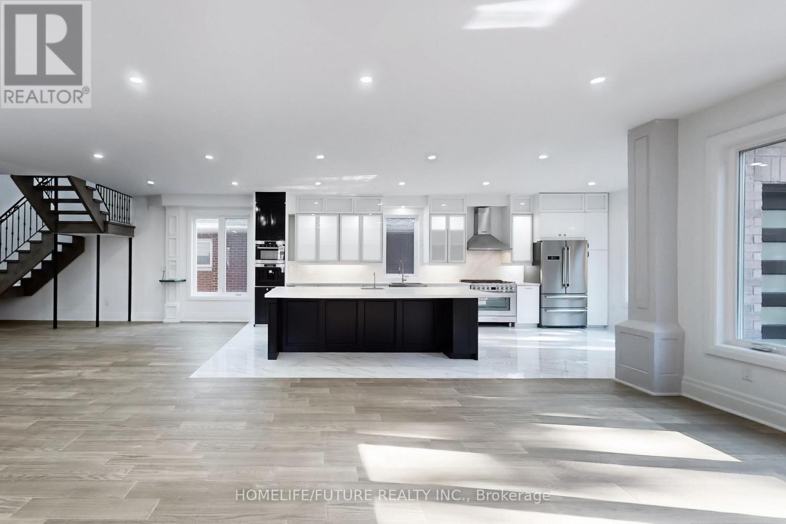 645 Fraser Avenue, Oshawa, Ontario  L1J 6R8 - Photo 7 - E12488904