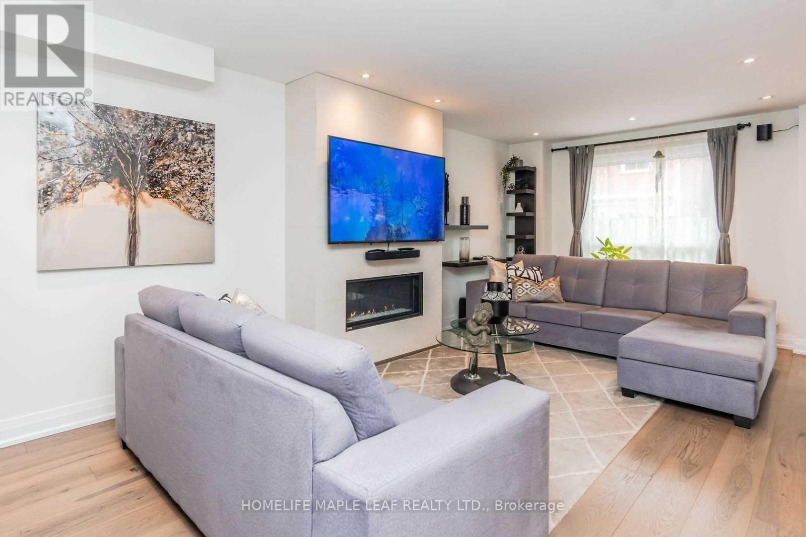 43 Donisi Avenue, Vaughan, Ontario  L4J 6G6 - Photo 10 - N12487842