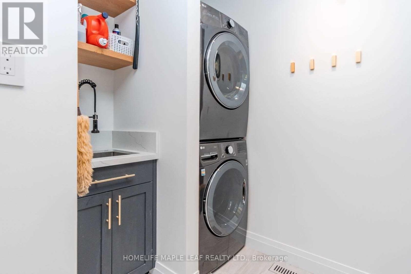 43 Donisi Avenue, Vaughan, Ontario  L4J 6G6 - Photo 21 - N12487842