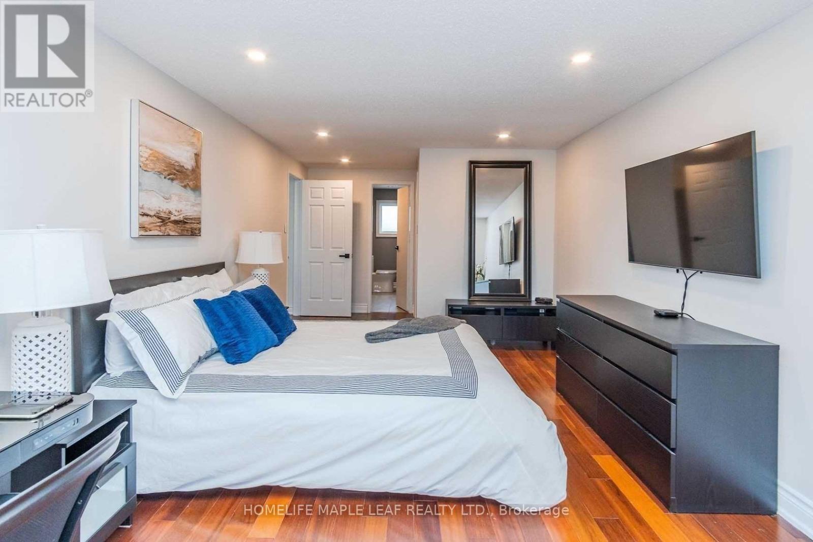 43 Donisi Avenue, Vaughan, Ontario  L4J 6G6 - Photo 26 - N12487842